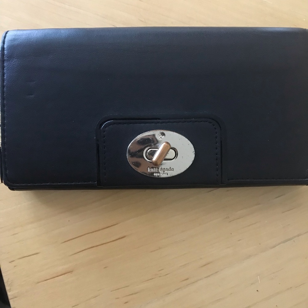 Kate Spade New York Hampton Road Wristlet Wallet